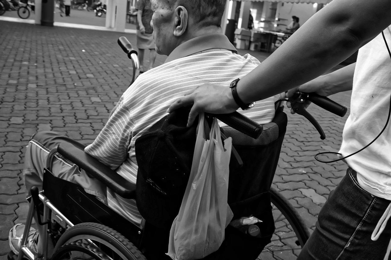 wheelchair gc6f03fd23 1280